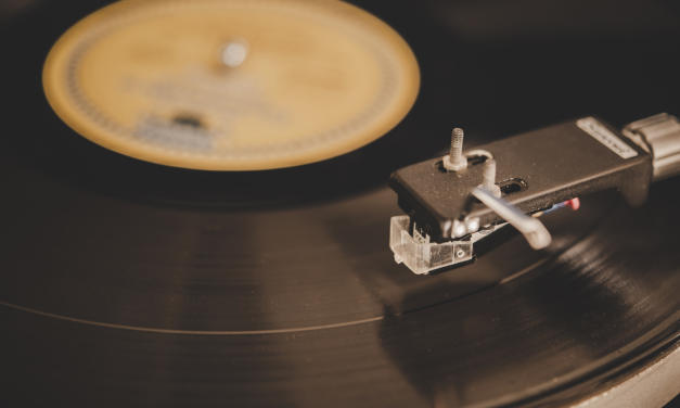 Vinyl Outsold CDs Globally for Second Year in a Row