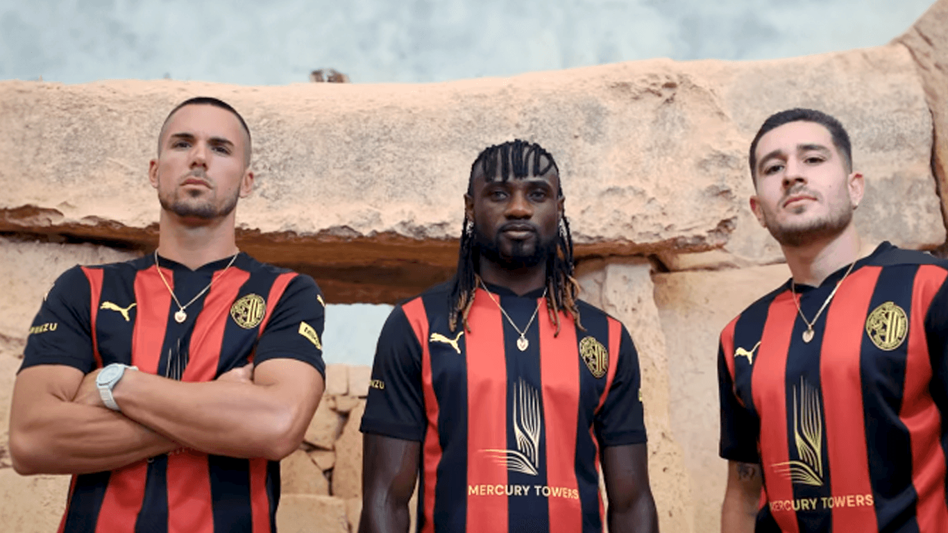 VIDEO: Hamrun Spartans Unveil Stunning New Kit - Radio 105