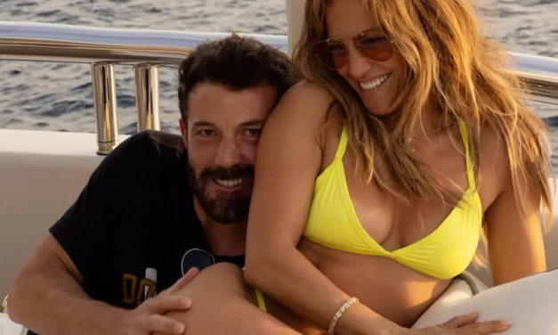 Ben Affleck and Jennifer Lopez Cut Off Contact Amid Divorce