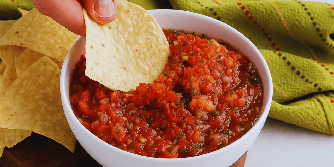 Spicy Restaurant-Style Salsa: A Fiery Fiesta Favorite