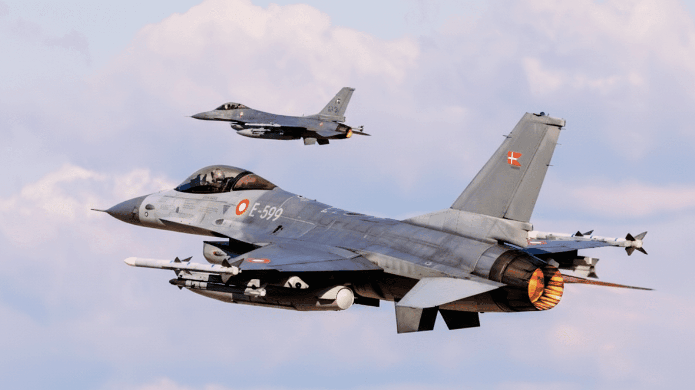 NATO Jets Scrambled as Russian Nuclear Bombers Approach British Waters on Christmas Day