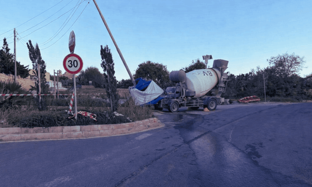 60-Year-Old Man Dies in Tragic Cement Mixer Crash in Siġġiewi