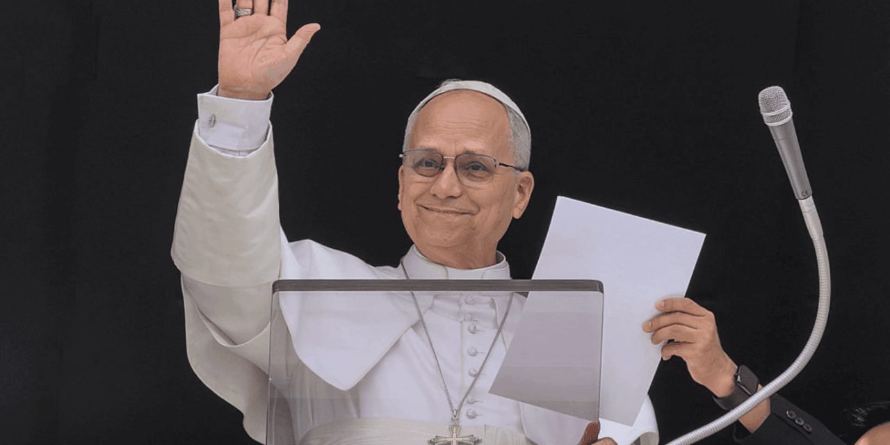 Pope Leo Has “No Fear” of Trump Administration