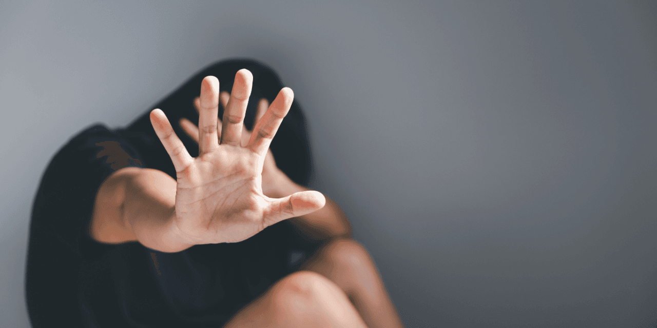 Man Charged with Threatening Wife and Kids in Breach of Restraining Order